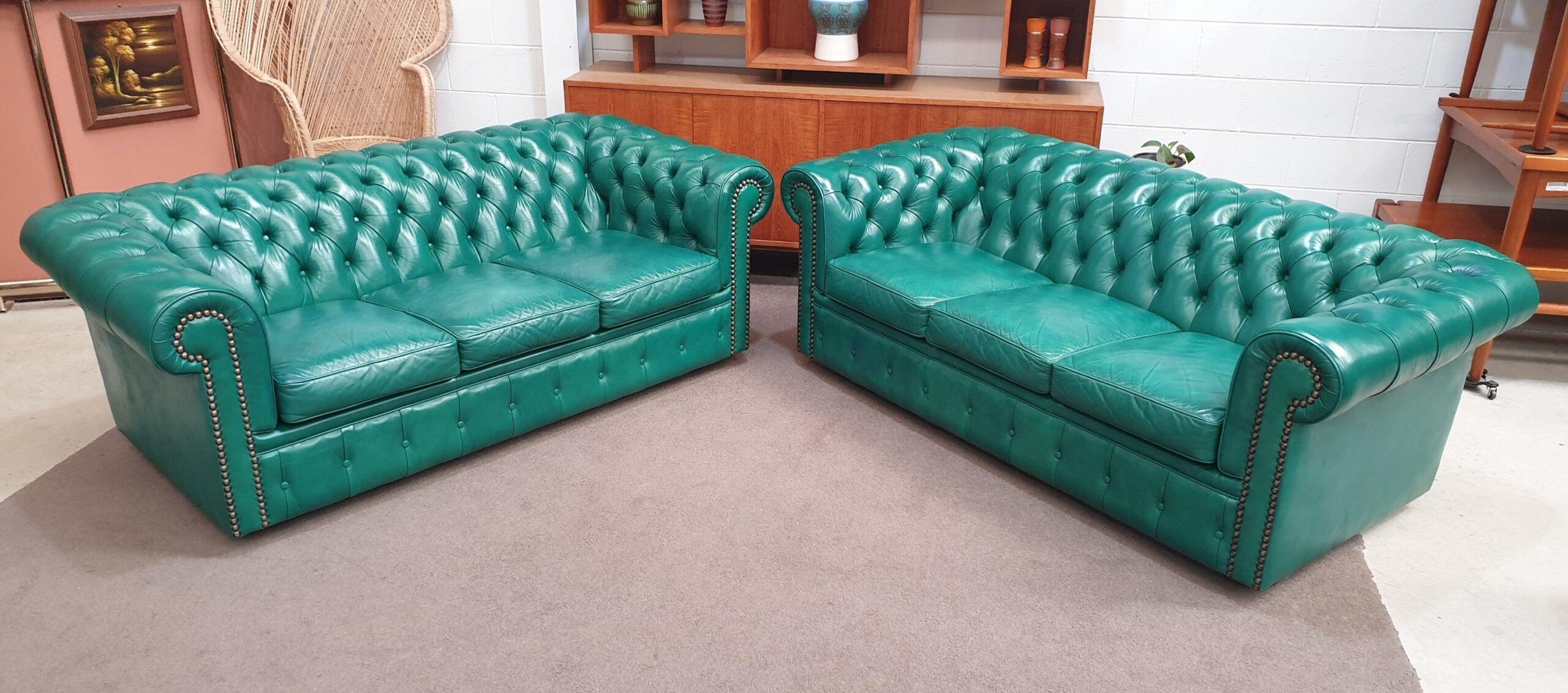 17 stories gresham leather chesterfield sofa