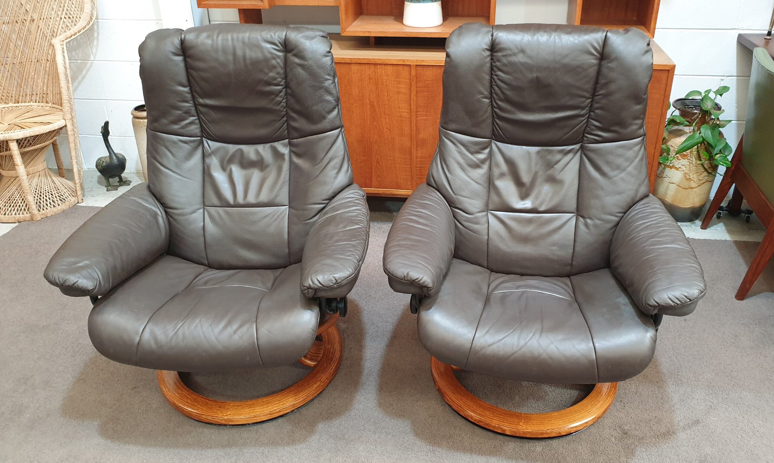 Leather Recliners and Footstools Stressless Hilton and Main